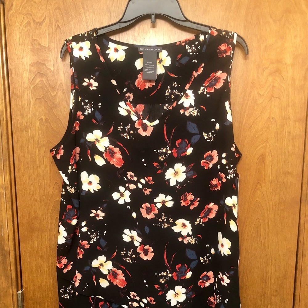 NWT floral dressy tank